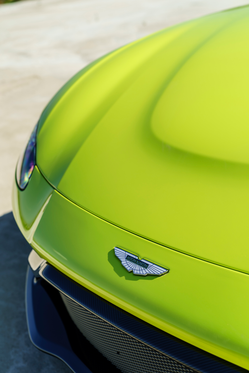 Illustration for article titled The 2019 Aston Martin Vantage Doesn't Settle For Anything
